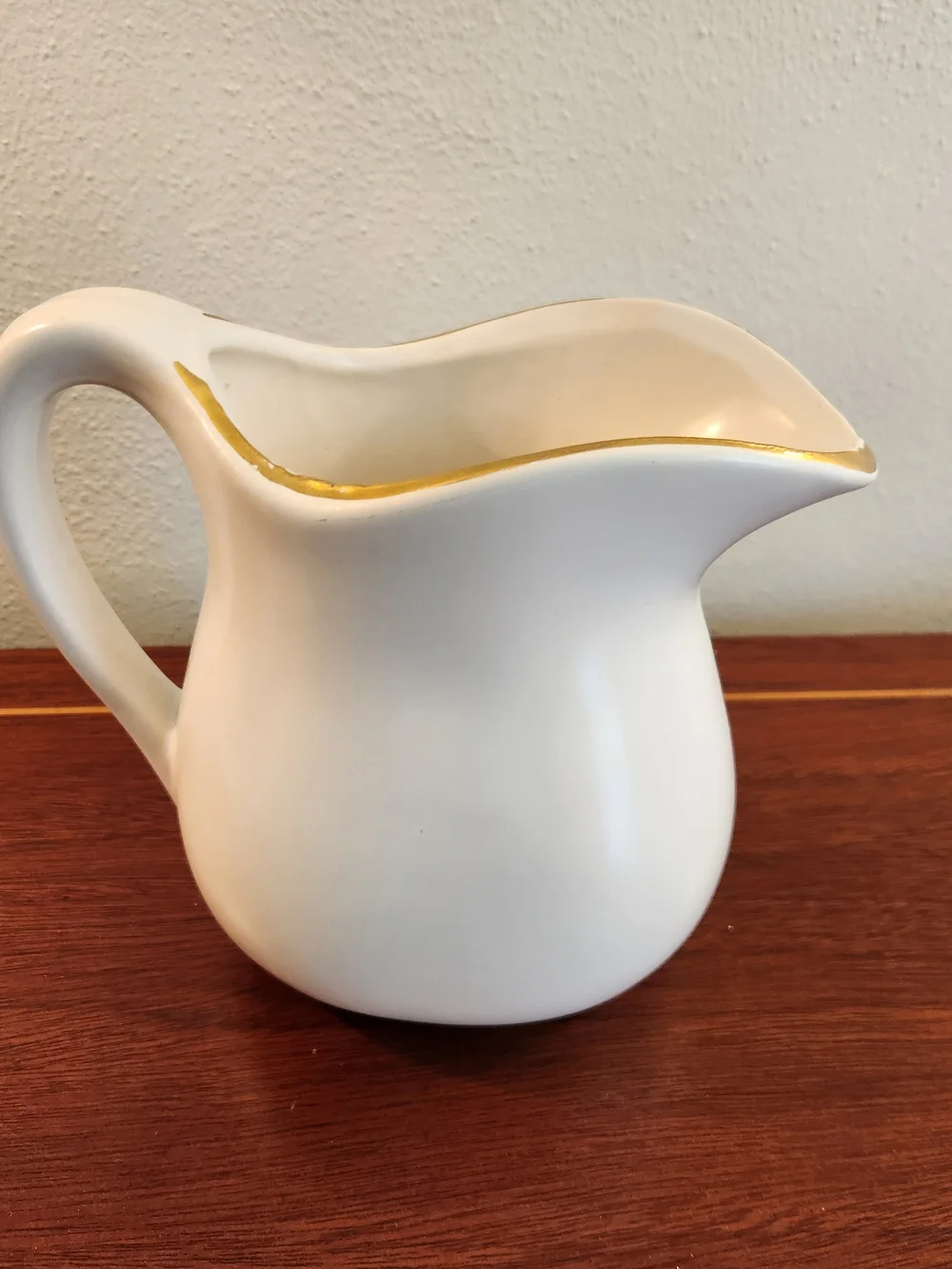 McCoy Vtg Bicentennial 1776-1976 Ceramic Pitcher with Gold Trim